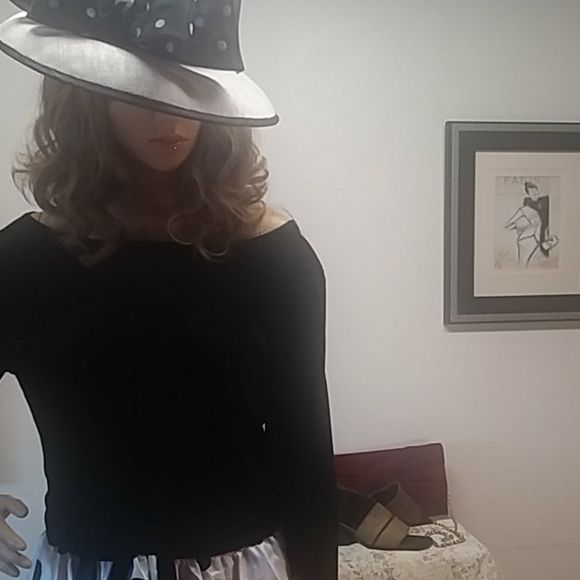 Dress V velvet bodice dress - Picture 10 of 10